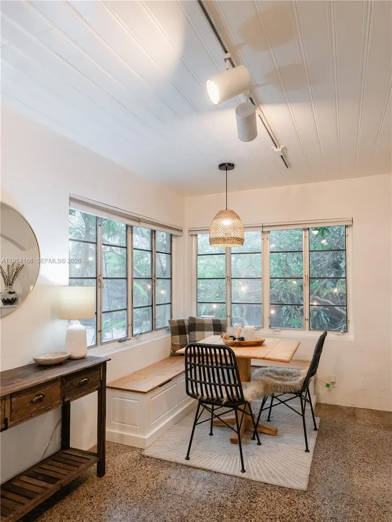 725 SW 2nd Court Fort Lauderdale FL 33312