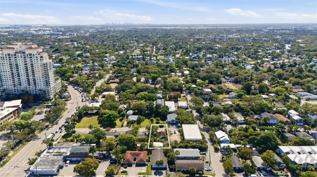 725 SW 2nd Court Fort Lauderdale FL 33312