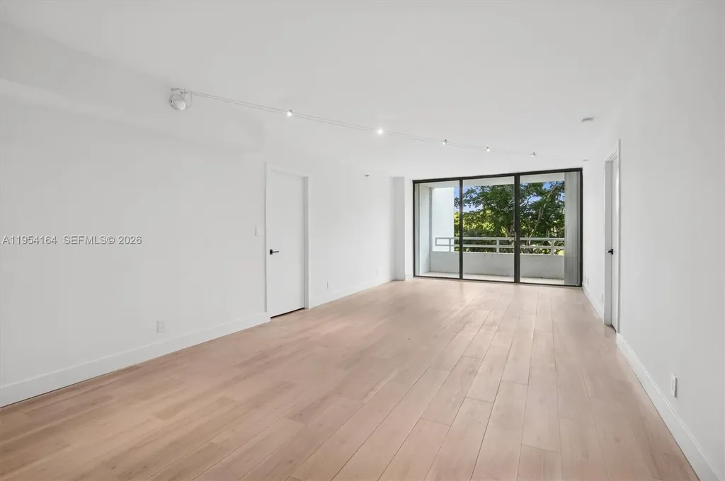 20225 NE 34th Court Aventura FL 33180