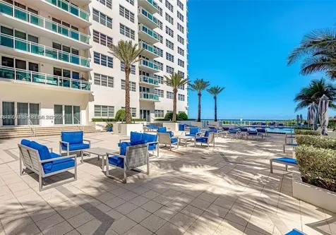6917 Collins Avenue Miami Beach FL 33141