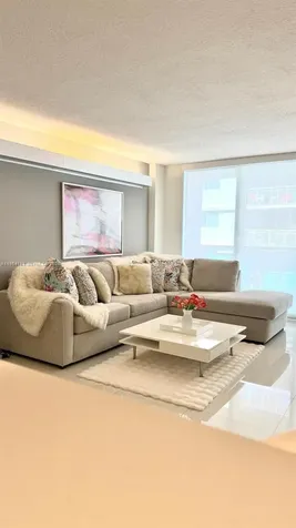 6917 Collins Avenue Miami Beach FL 33141
