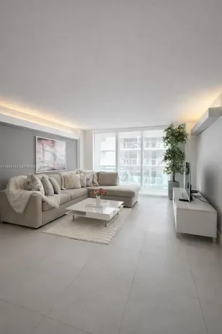 6917 Collins Avenue Miami Beach FL 33141
