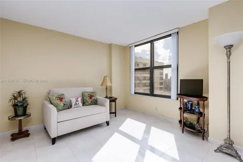2500 Parkview Drive Hallandale Beach FL 33009