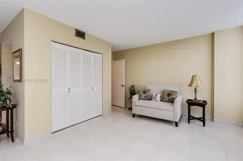 2500 Parkview Drive Hallandale Beach FL 33009