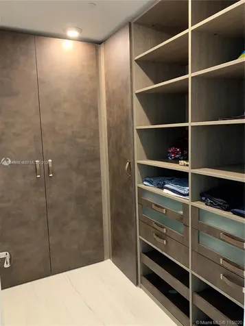 16901 Collins Avenue Sunny Isles Beach FL 33160