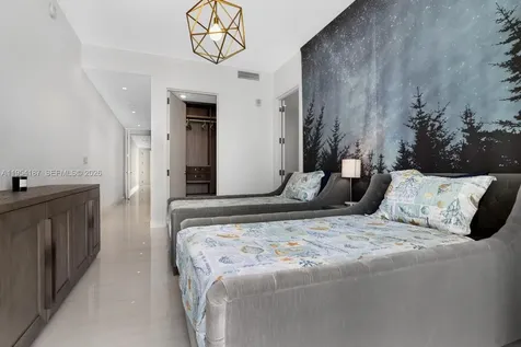 16901 Collins Avenue Sunny Isles Beach FL 33160