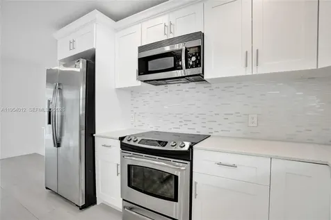 2724 NE 10th Street Pompano Beach FL 33062
