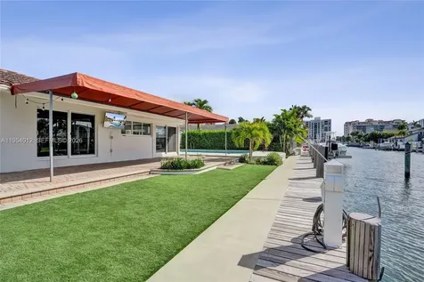 2724 NE 10th Street Pompano Beach FL 33062