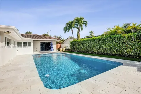 2724 NE 10th Street Pompano Beach FL 33062