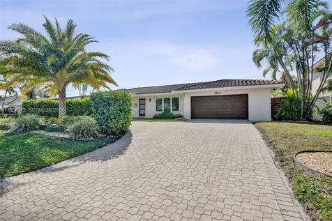 2724 NE 10th Street Pompano Beach FL 33062