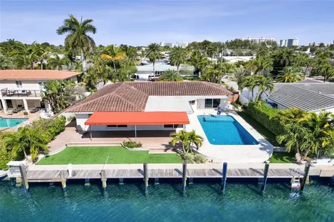 2724 NE 10th Street Pompano Beach FL 33062