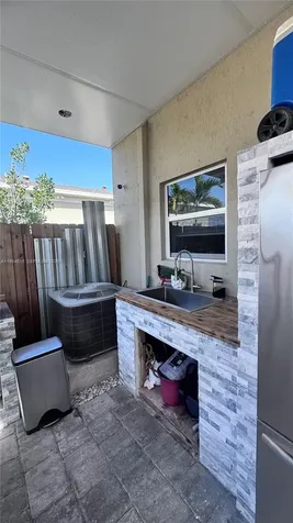 326 NE 5th Place Florida City FL 33034