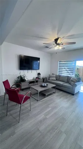 326 NE 5th Place Florida City FL 33034