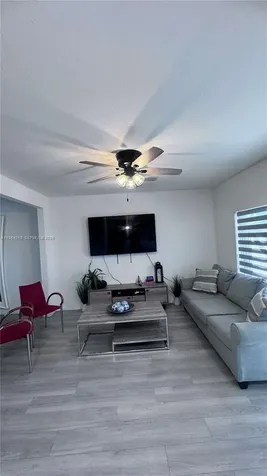 326 NE 5th Place Florida City FL 33034