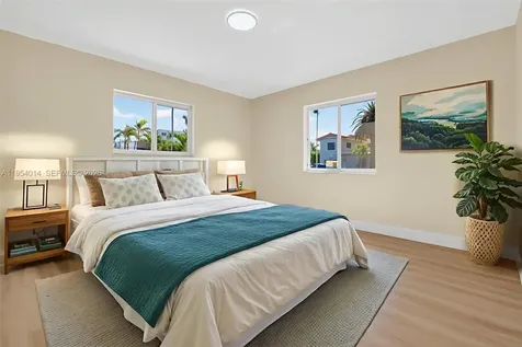 1721 S Treasure Drive North Bay Village FL 33141