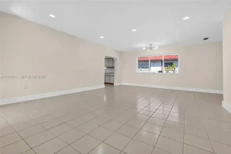 1721 S Treasure Drive North Bay Village FL 33141