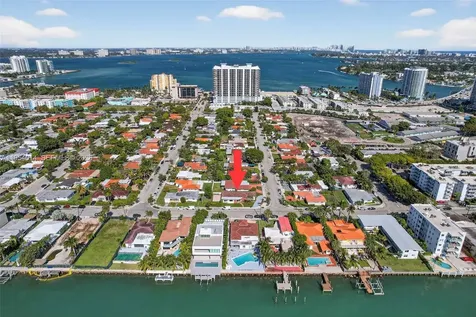 1721 S Treasure Drive North Bay Village FL 33141