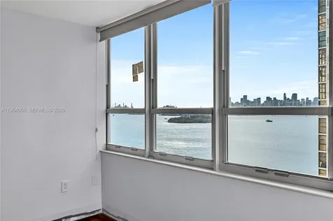 11 Island Avenue Miami Beach FL 33139