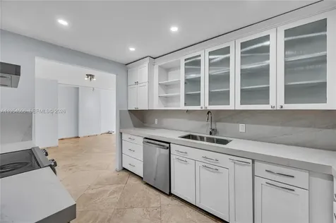 11 Island Avenue Miami Beach FL 33139