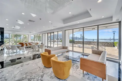 11 Island Avenue Miami Beach FL 33139