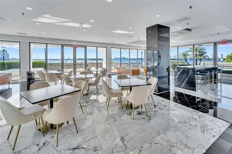 11 Island Avenue Miami Beach FL 33139