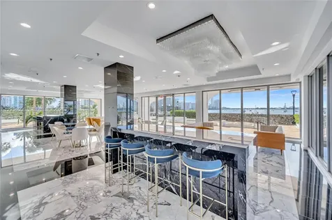 11 Island Avenue Miami Beach FL 33139