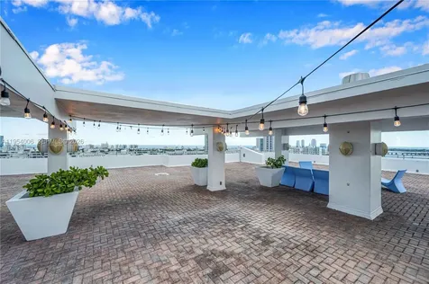 11 Island Avenue Miami Beach FL 33139