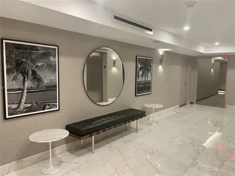 11 Island Avenue Miami Beach FL 33139