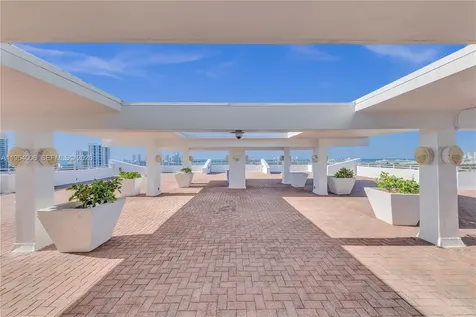 11 Island Avenue Miami Beach FL 33139