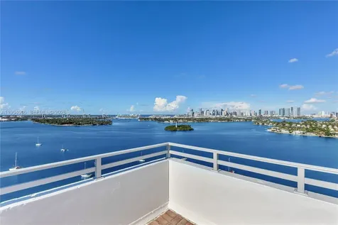 11 Island Avenue Miami Beach FL 33139