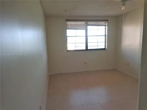 20850 San Simeon Way Miami FL 33179