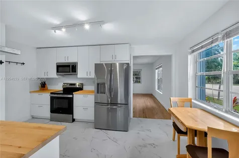 2399 SW 26th Lane Miami FL 33133