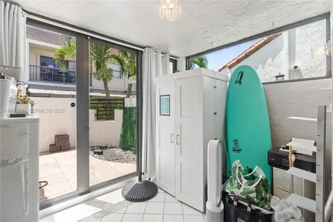 21200 Harbor Way Aventura FL 33180
