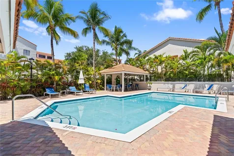 21200 Harbor Way Aventura FL 33180