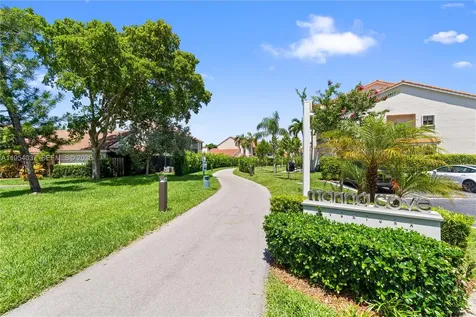 21200 Harbor Way Aventura FL 33180
