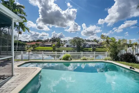 13930 Oak Ridge Drive Davie FL 33325