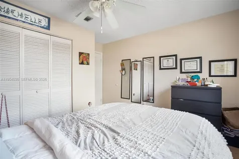 13930 Oak Ridge Drive Davie FL 33325