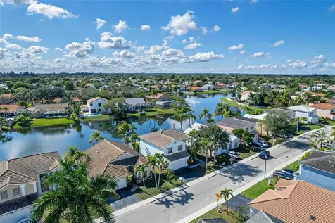 13930 Oak Ridge Drive Davie FL 33325