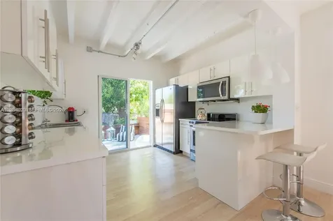 11515 NE 12th Avenue Miami FL 33161