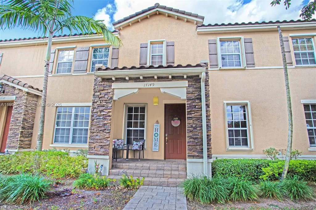 17149 SW 94th Street Miami FL 33196