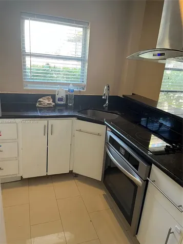 6 Farrey Lane Miami Beach FL 33139