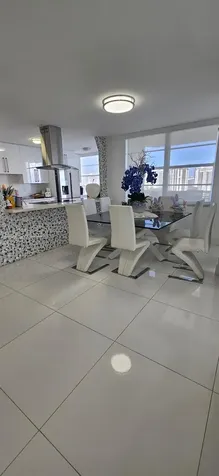18041 Biscayne Boulevard Aventura FL 33160