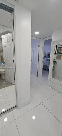 18041 Biscayne Boulevard Aventura FL 33160