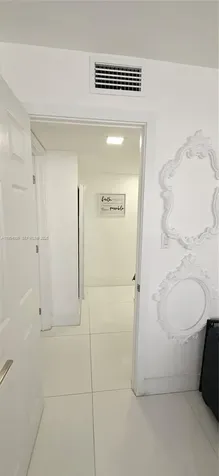 18041 Biscayne Boulevard Aventura FL 33160