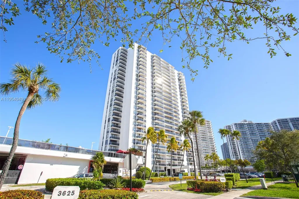 3675 N Country Club Drive Aventura FL 33180