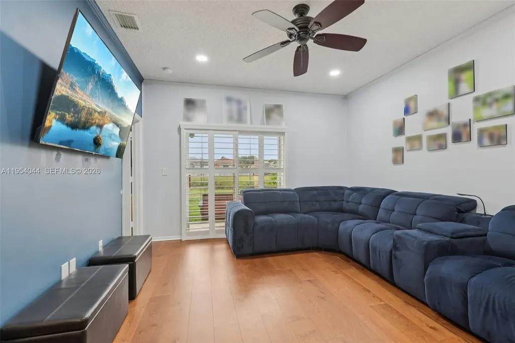 2923 Crestwood Terrace Margate FL 33063