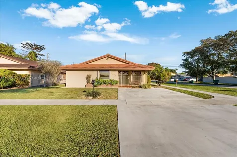 3895 SW 68th Avenue Miami FL 33155