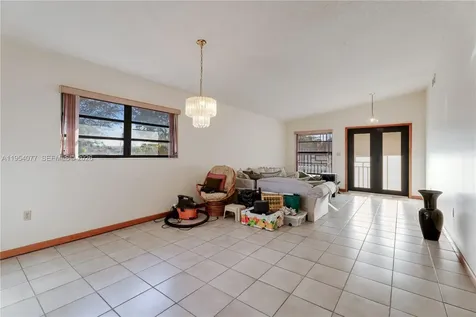 3895 SW 68th Avenue Miami FL 33155