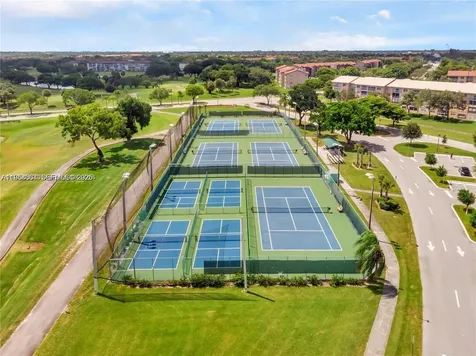 Pembroke Pines FL 33027