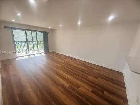 Pembroke Pines FL 33027